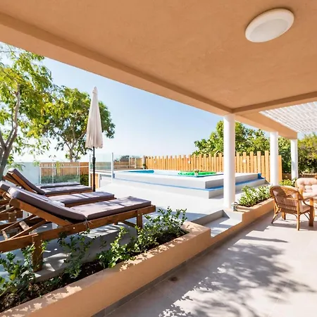 Casa Olive Villa *